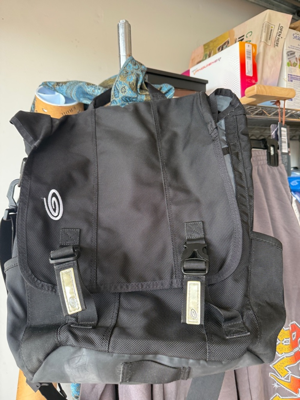 Timbuk2 Black Men's Messenger Backpack with Spiral Logo